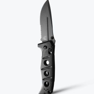 Adamas? | Black G10 | Drop-point